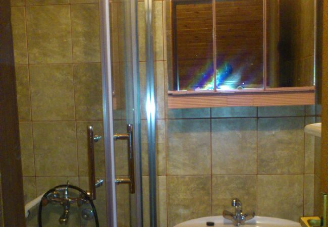 Apartamento en Kampor - Apartamento en Kampor con Terraza, Acondicionador, WIFI, Lavadora (895-3) Apartamento en Kampor - Apartamento en Kampor con Terraza, Acondicionador, WIFI, Lavadora (895-3)