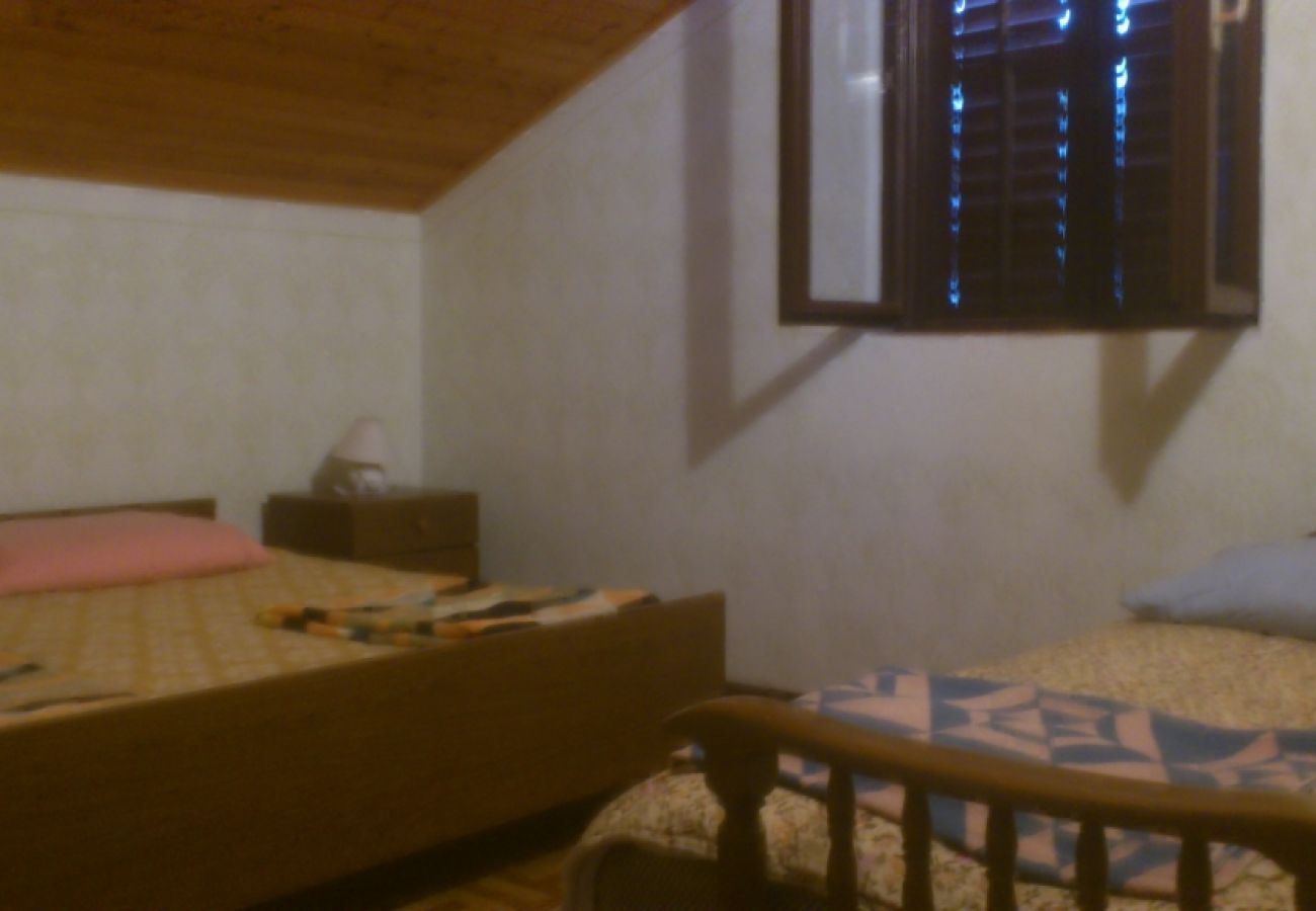 Apartamento en Kampor - Apartamento en Kampor con Terraza, Acondicionador, WIFI, Lavadora (895-3)