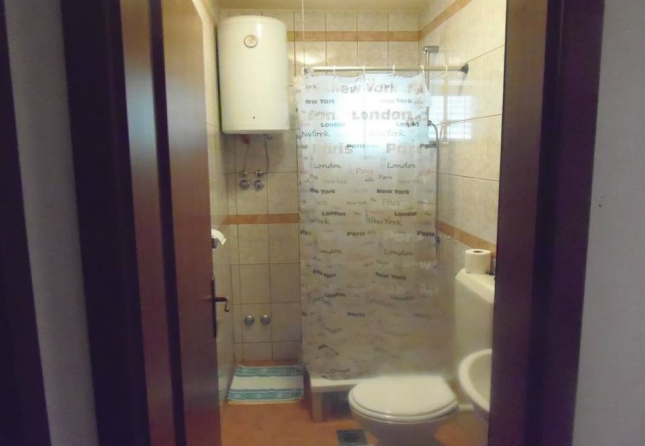 Apartamento en Lopar - Apartamento en Lopar con Terraza, Acondicionador, WIFI, Lavadora (899-3)