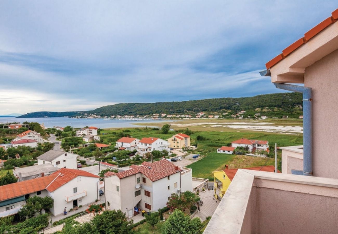 Apartamento en Supetarska Draga - Apartamento en Supetarska Draga con Seaview, Balcón, Acondicionador, WIFI (3321-4)