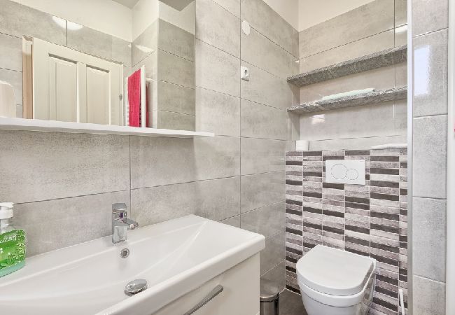 Apartamento en Štinjan - Apartamento en Štinjan con Seaview, Acondicionador, WIFI, Lavadora (3326-1) Apartamento en Štinjan - Apartamento en Štinjan con Seaview, Acondicionador, WIFI, Lavadora (3326-1)