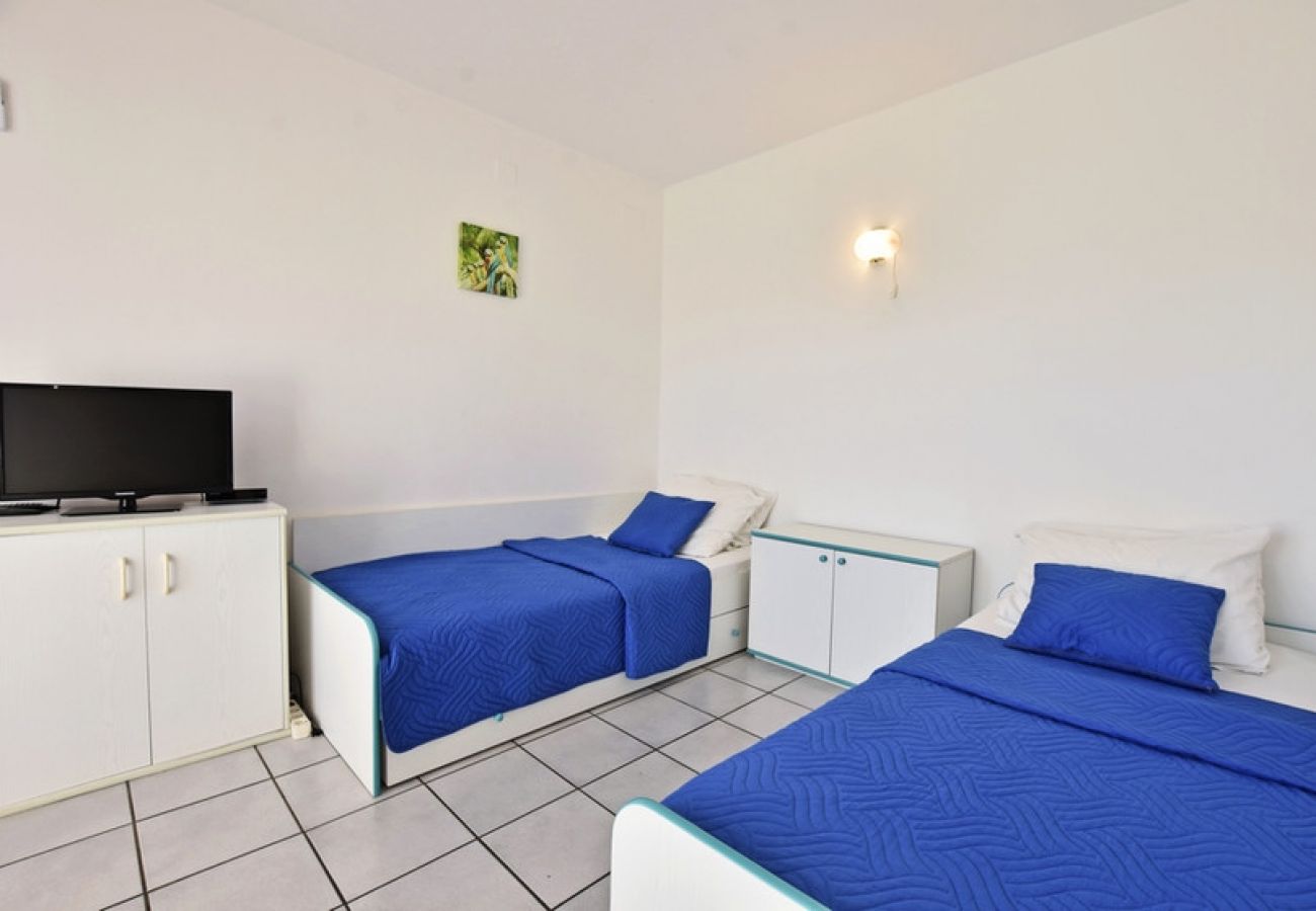 Apartamento en Porec - Apartamento en Poreč con Terraza, WIFI (819-3)