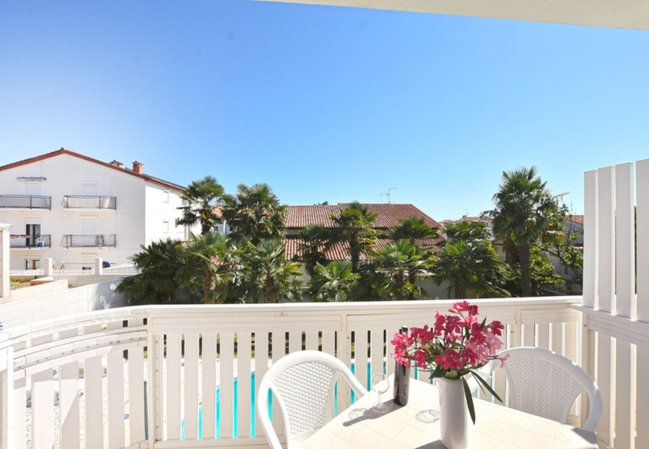 Apartamento en Porec - Apartamento en Poreč con Balcón, WIFI (819-4)