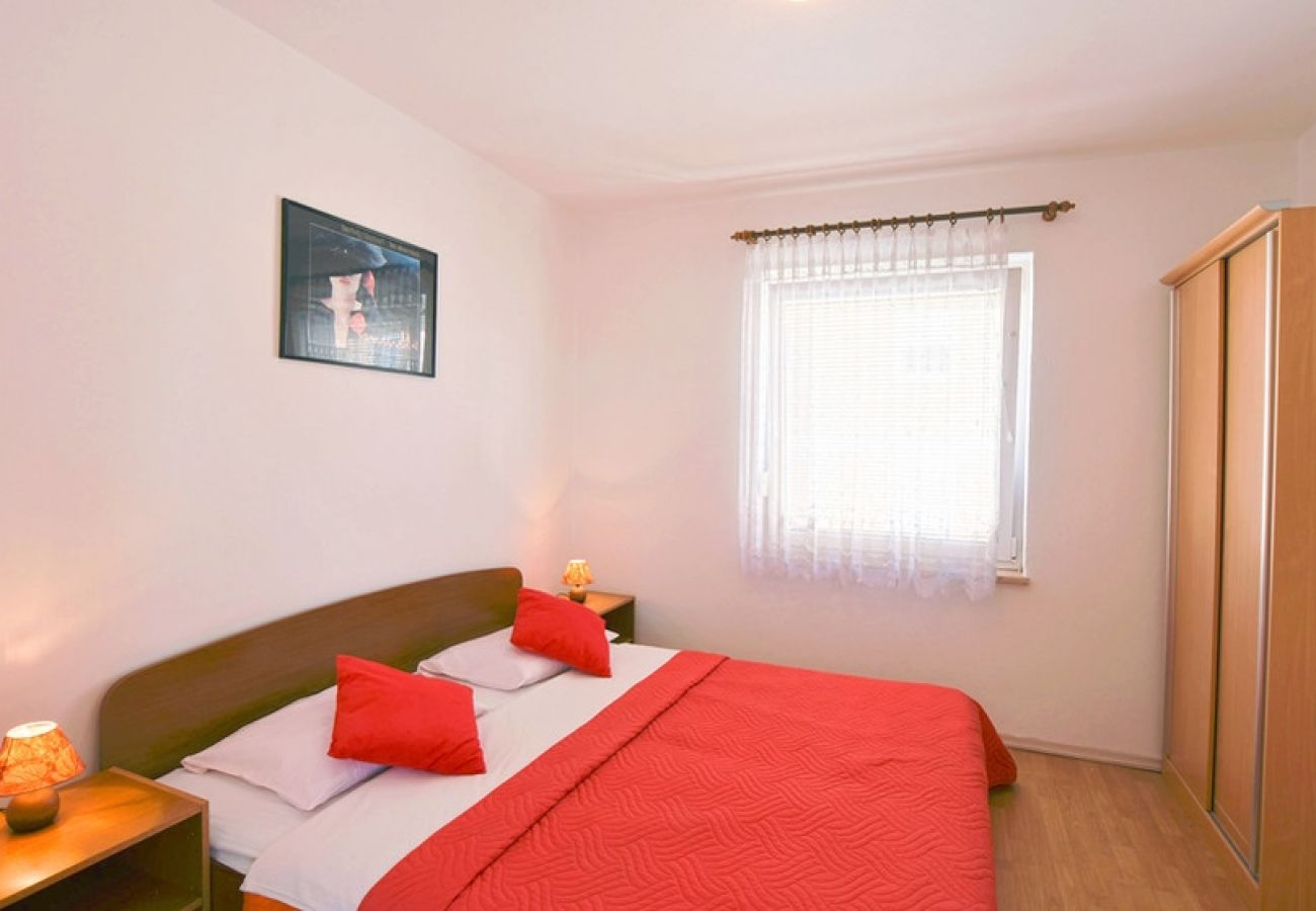 Apartamento en Porec - Apartamento en Poreč con Balcón, WIFI (819-4)