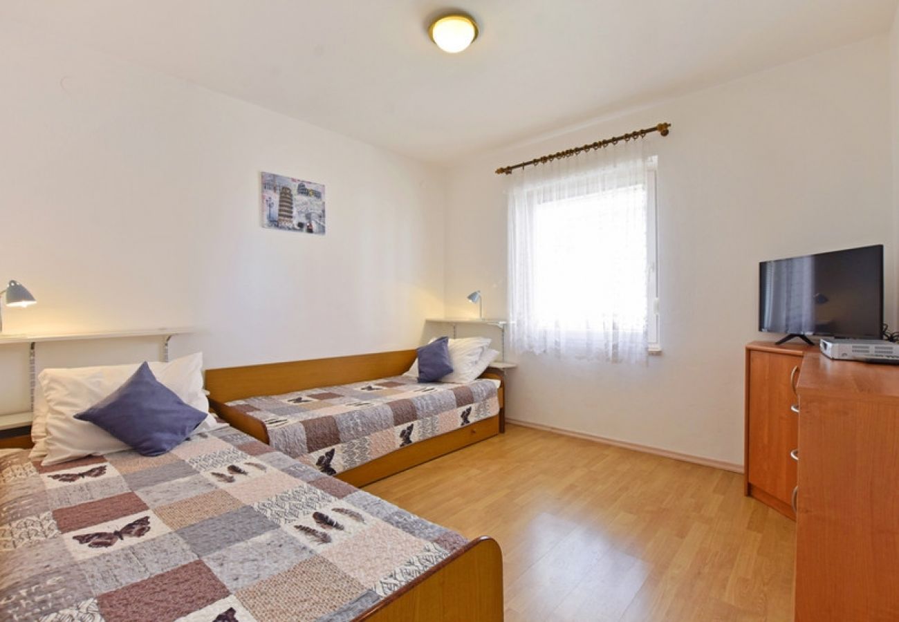 Apartamento en Porec - Apartamento en Poreč con Balcón, WIFI (819-4)