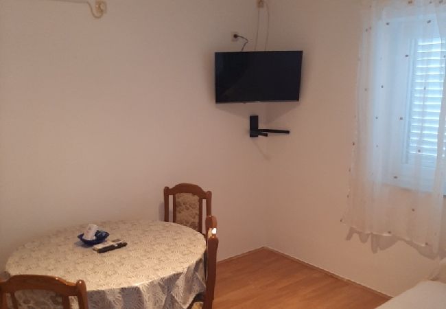 Apartamento en Vodice - Apartamento en Vodice con Seaview, Terraza, Acondicionador, WIFI (3335-3) Apartamento en Vodice - Apartamento en Vodice con Seaview, Terraza, Acondicionador, WIFI (3335-3)