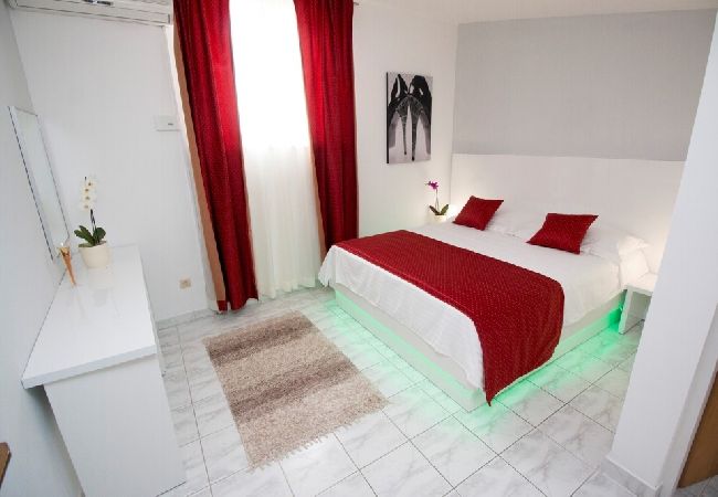 Apartamento en Pisak - Apartamento en Pisak con Seaview, Terraza, Acondicionador, WIFI (3340-5) Apartamento en Pisak - Apartamento en Pisak con Seaview, Terraza, Acondicionador, WIFI (3340-5)