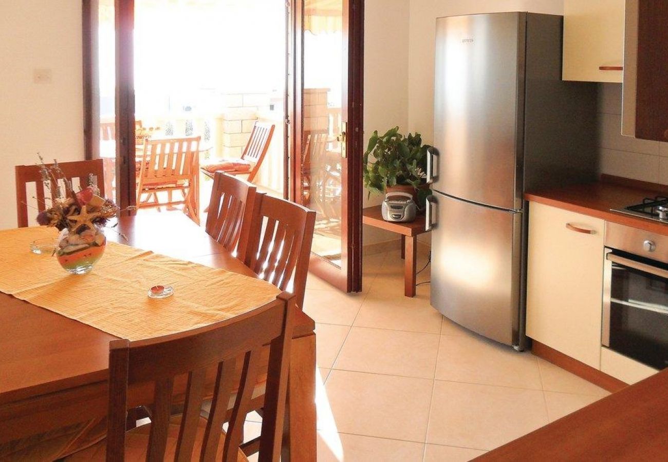 Apartamento en Sucuraj - Apartamento en Sućuraj con Seaview, Terraza, Acondicionador, WIFI (3354-1)