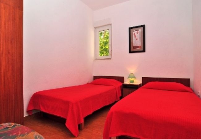 Apartamento en Sukošan - Apartamento en Sukošan con Terraza, Acondicionador, WIFI (654-1) Apartamento en Sukošan - Apartamento en Sukošan con Terraza, Acondicionador, WIFI (654-1)