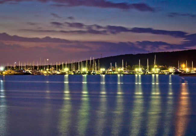 Apartamento en Sukošan - Apartamento en Sukošan con Terraza, Acondicionador, WIFI (654-1) Apartamento en Sukošan - Apartamento en Sukošan con Terraza, Acondicionador, WIFI (654-1)