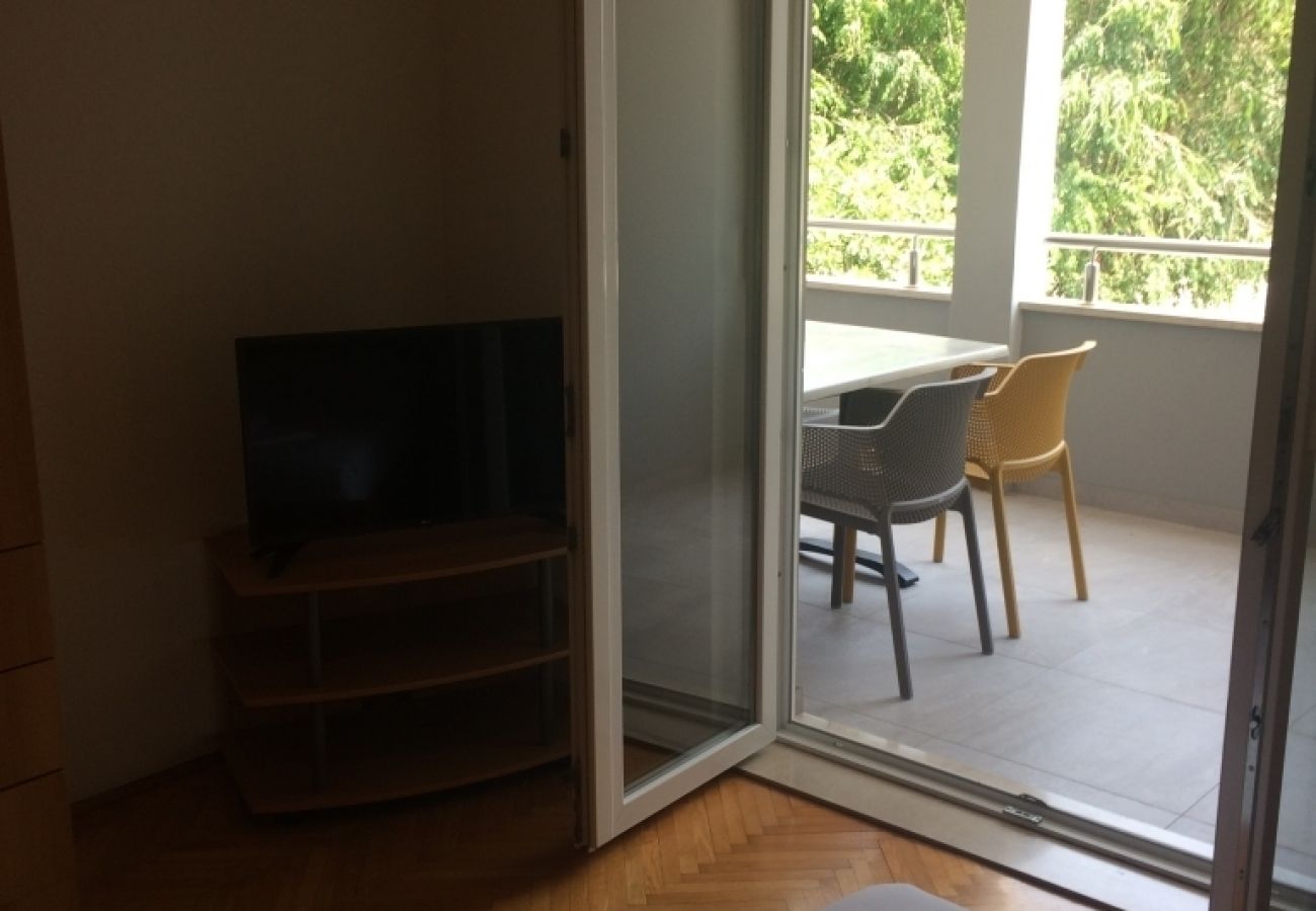 Apartamento en Omiš - Apartamento en Omiš con Seaview, Terraza, Acondicionador, WIFI (3422-2)