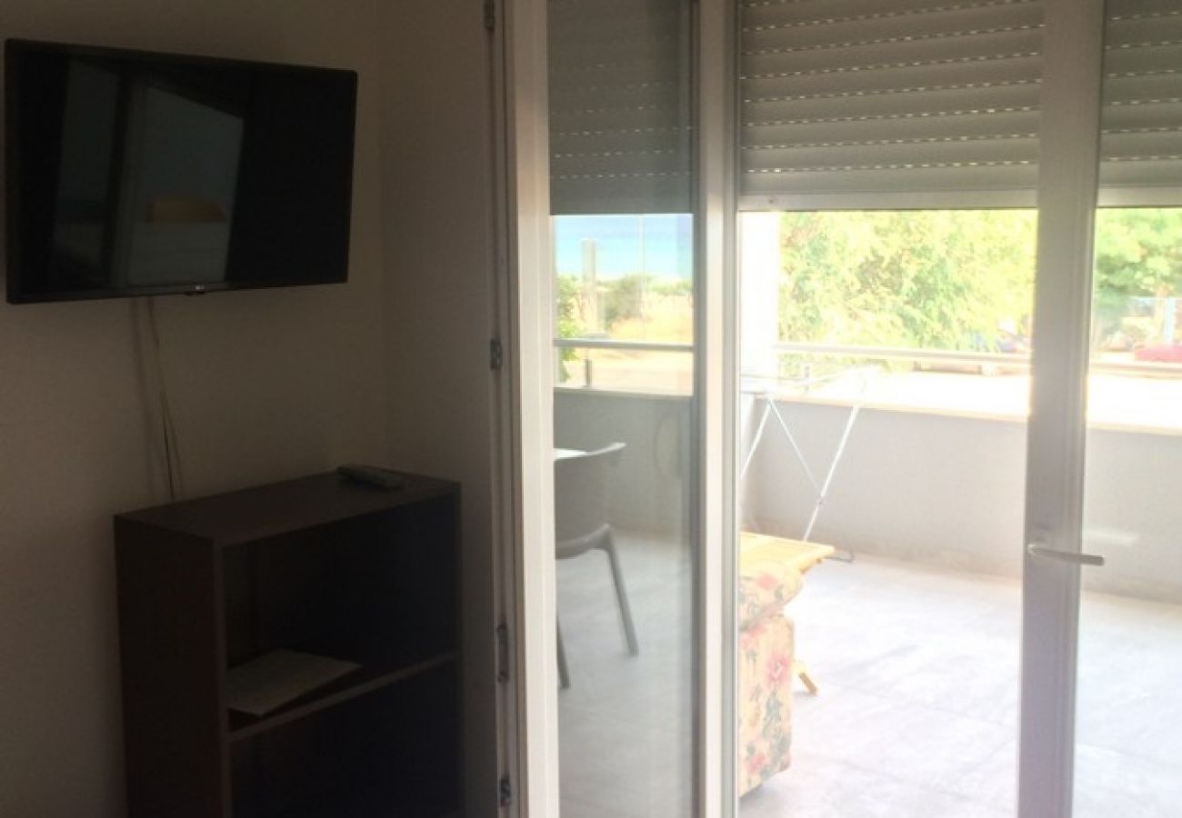 Apartamento en Omiš - Apartamento en Omiš con Seaview, Terraza, Acondicionador, WIFI (3422-3)