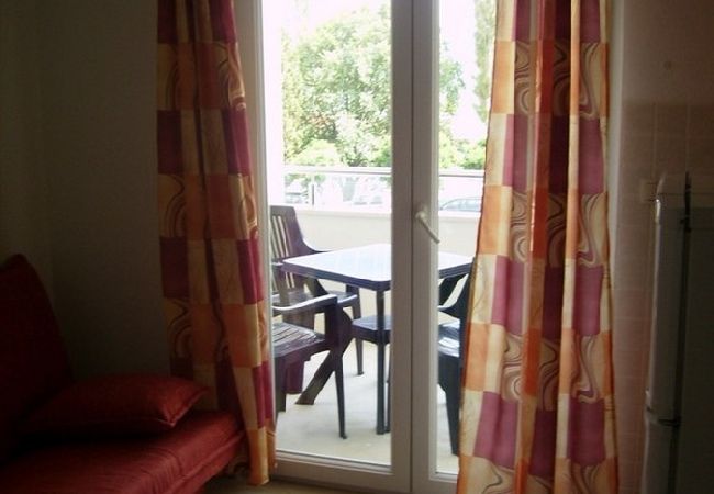 Apartamento en Omiš - Apartamento en Omiš con Balcón, Acondicionador, WIFI, Lavadora (3422-5) Apartamento en Omiš - Apartamento en Omiš con Balcón, Acondicionador, WIFI, Lavadora (3422-5)