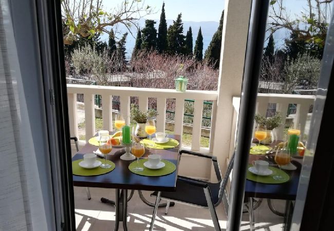 Apartamento en Duce - Apartamento en Duće con Seaview, Terraza, Acondicionador, WIFI (3423-6) Apartamento en Duce - Apartamento en Duće con Seaview, Terraza, Acondicionador, WIFI (3423-6)