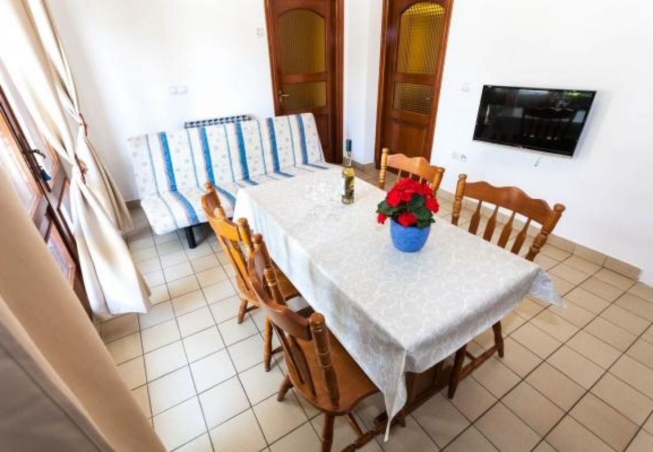 Apartamento en Pakoštane - Apartamento en Pakoštane con Terraza, Acondicionador, WIFI, Lavavajillas (3475-2)