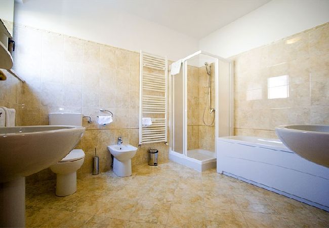 Apartamento en Rovinj - Apartamento en Rovinj con Balcón, Acondicionador, WIFI, Lavadora (3482-2) Apartamento en Rovinj - Apartamento en Rovinj con Balcón, Acondicionador, WIFI, Lavadora (3482-2)