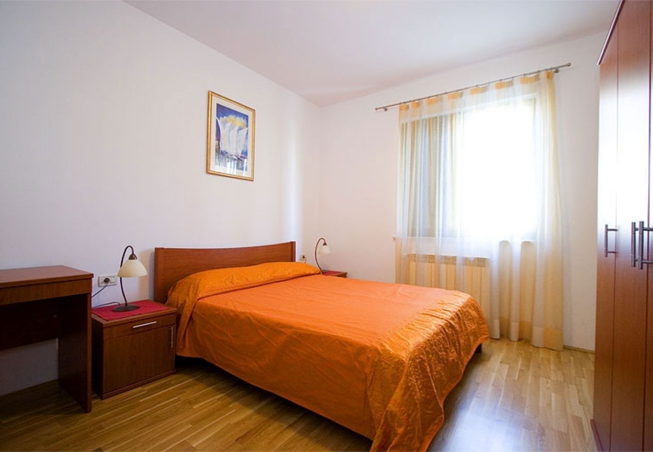 Apartamento en Rovinj - Apartamento en Rovinj con Balcón, Acondicionador, WIFI, Lavadora (3482-2)