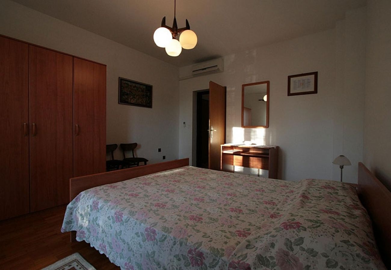 Apartamento en Rovinj - Apartamento en Rovinj con Balcón, Acondicionador, WIFI, Lavadora (3482-7)