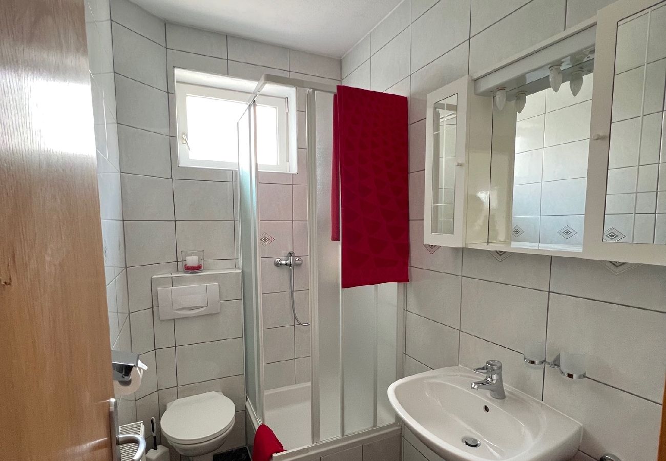 Apartamento en Crikvenica - Apartamento en Crikvenica con Seaview, Balcón, Acondicionador, WIFI (3492-1)