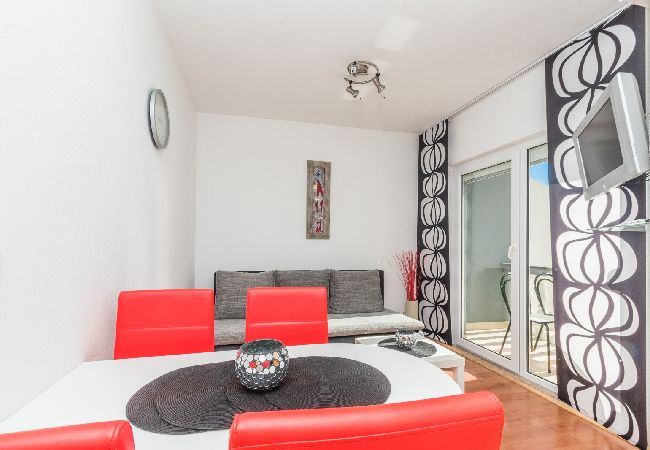 Apartamento en Crikvenica - Apartamento en Crikvenica con Seaview, Balcón, Acondicionador, WIFI (3492-3) Apartamento en Crikvenica - Apartamento en Crikvenica con Seaview, Balcón, Acondicionador, WIFI (3492-3)