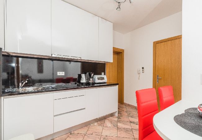 Apartamento en Crikvenica - Apartamento en Crikvenica con Seaview, Balcón, Acondicionador, WIFI (3492-3) Apartamento en Crikvenica - Apartamento en Crikvenica con Seaview, Balcón, Acondicionador, WIFI (3492-3)