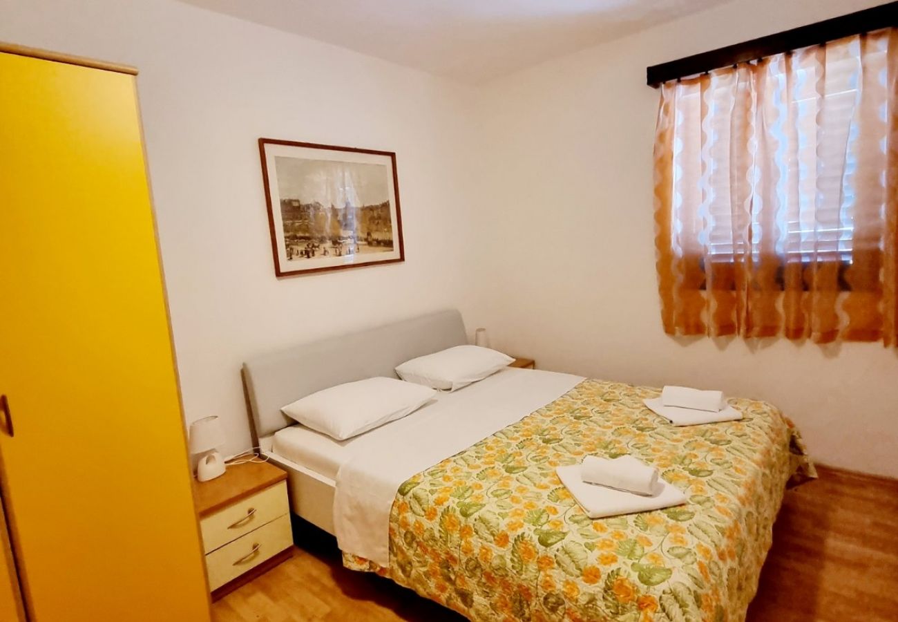 Apartamento en Baška - Apartamento en Baška con Seaview, Terraza, Acondicionador, WIFI (3494-4)