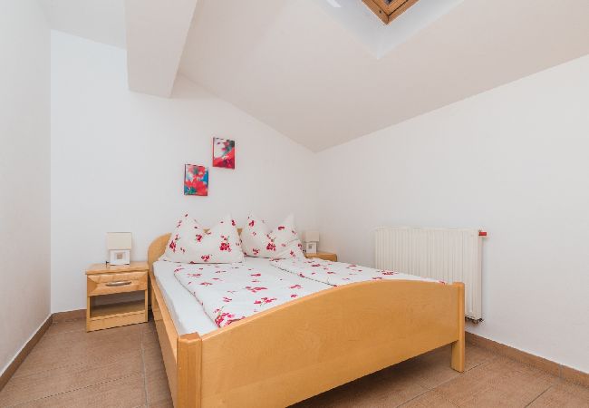 Apartamento en Crikvenica - Apartamento en Crikvenica con Seaview, Terraza, Acondicionador, WIFI (3492-8) Apartamento en Crikvenica - Apartamento en Crikvenica con Seaview, Terraza, Acondicionador, WIFI (3492-8)