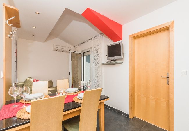 Apartamento en Crikvenica - Apartamento en Crikvenica con Seaview, Balcón, Acondicionador, WIFI (3492-9) Apartamento en Crikvenica - Apartamento en Crikvenica con Seaview, Balcón, Acondicionador, WIFI (3492-9)