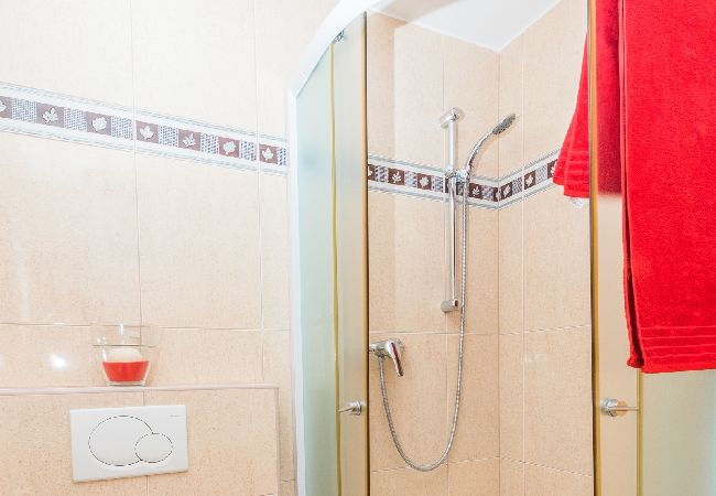 Apartamento en Crikvenica - Apartamento en Crikvenica con Seaview, Balcón, Acondicionador, WIFI (3492-9) Apartamento en Crikvenica - Apartamento en Crikvenica con Seaview, Balcón, Acondicionador, WIFI (3492-9)