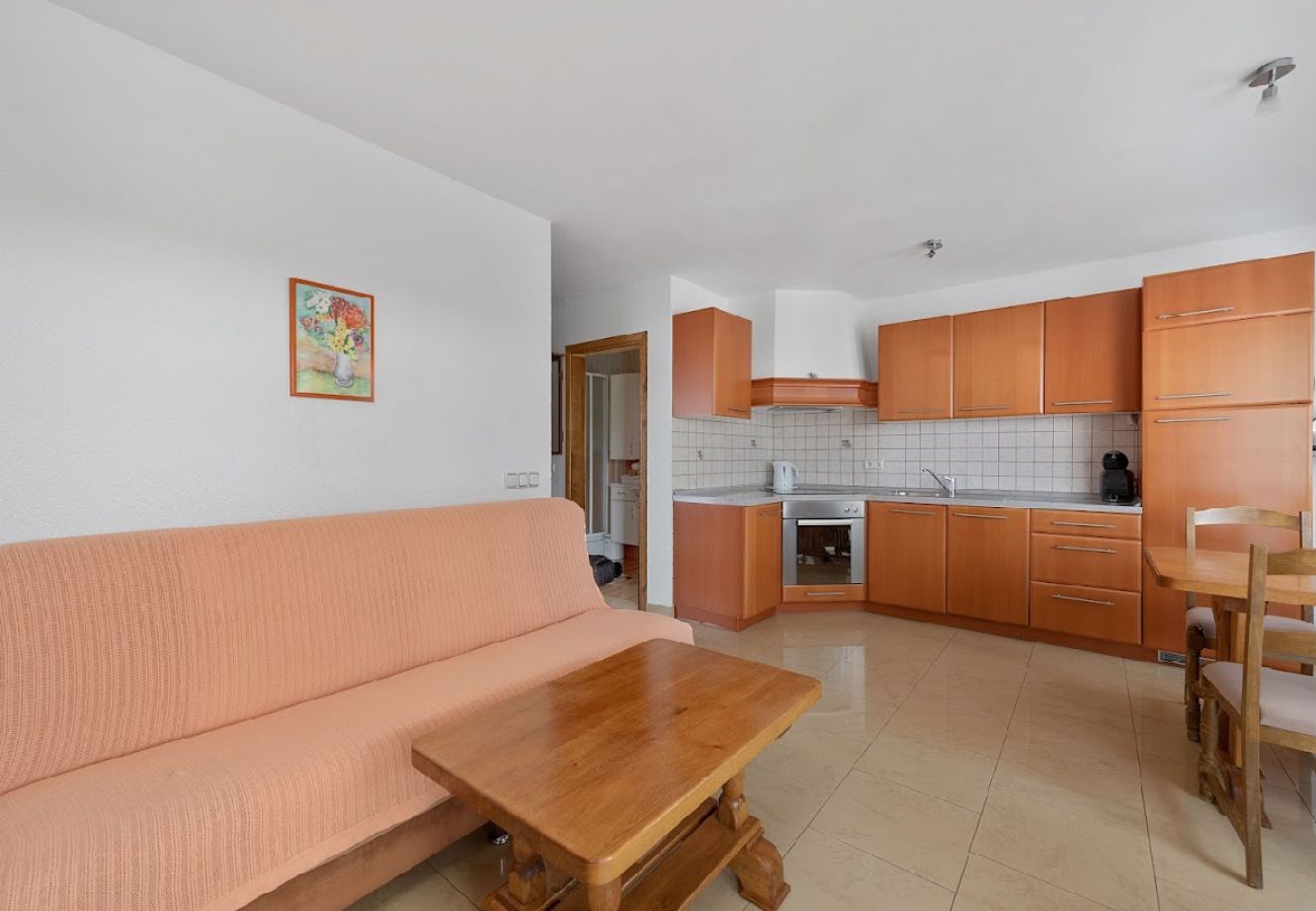 Apartamento en Sukošan - Apartamento en Sukošan con Seaview, Terraza, Acondicionador, WIFI (3495-1)