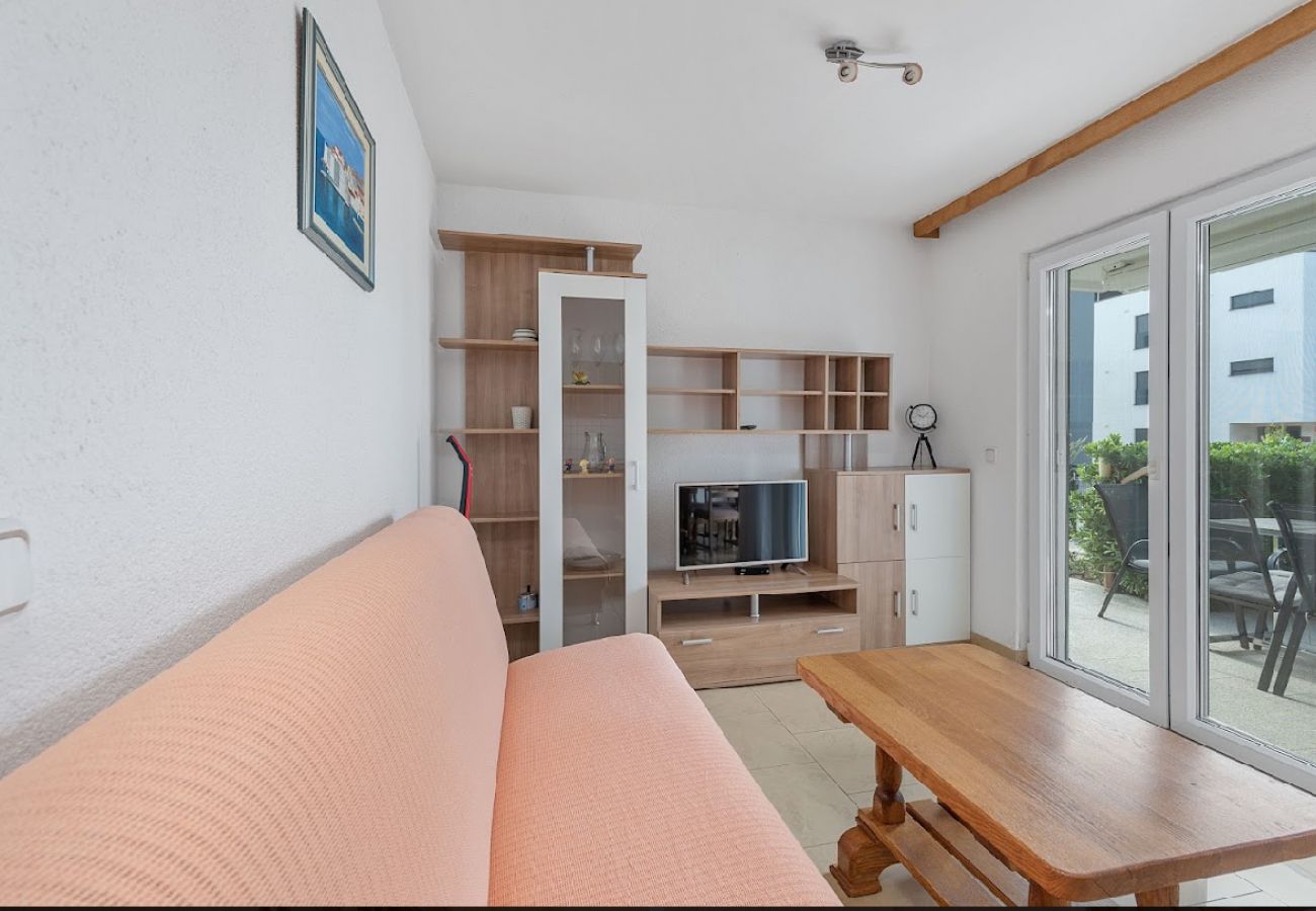 Apartamento en Sukošan - Apartamento en Sukošan con Seaview, Terraza, Acondicionador, WIFI (3495-2)