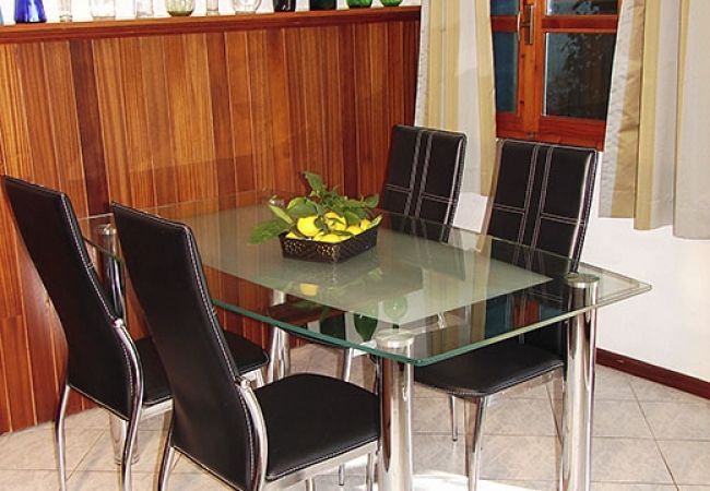 Apartamento en Brela - Apartamento en Brela con Seaview, Terraza, Acondicionador, WIFI (3524-2) Apartamento en Brela - Apartamento en Brela con Seaview, Terraza, Acondicionador, WIFI (3524-2)