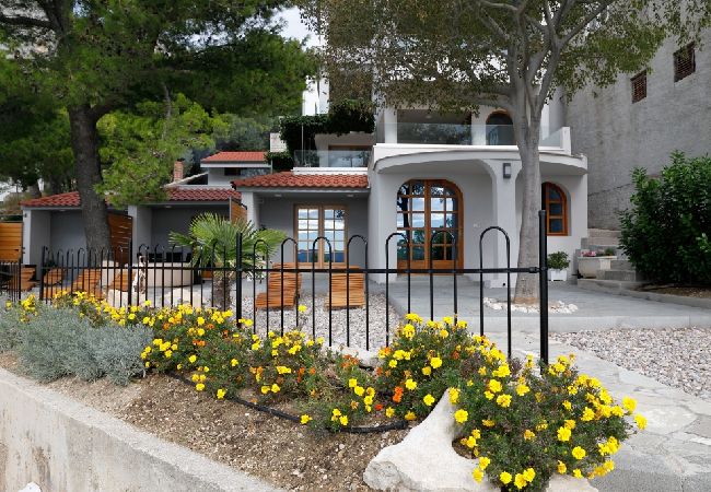 Estudio en Brela - Apartamento Estudio en Brela con Seaview, Terraza, Acondicionador, WIFI (3524-3) Estudio en Brela - Apartamento Estudio en Brela con Seaview, Terraza, Acondicionador, WIFI (3524-3)