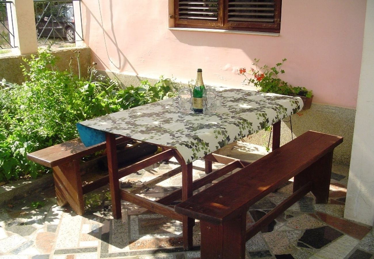 Apartamento en Pakoštane - Apartamento en Pakoštane con Terraza, WIFI (3539-3)