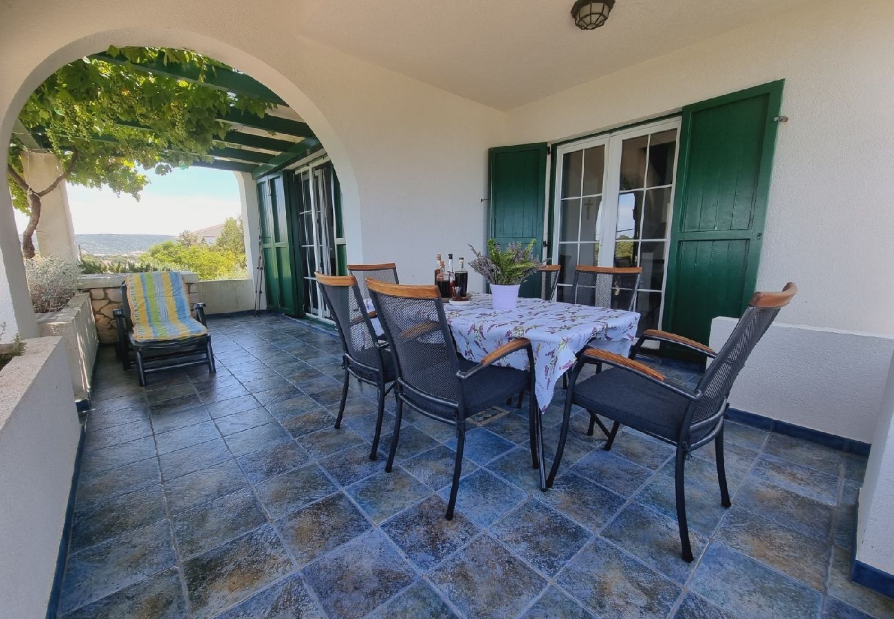 Casa en Veli Rat - Casa de vacaciones en Veli Rat con Seaview, Terraza, Acondicionador, WIFI (3559-1)