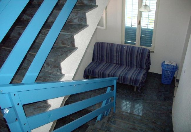 Apartamento en Sucuraj - Apartamento en Sućuraj con Seaview, Balcón, Acondicionador, WIFI (3560-1) Apartamento en Sucuraj - Apartamento en Sućuraj con Seaview, Balcón, Acondicionador, WIFI (3560-1)
