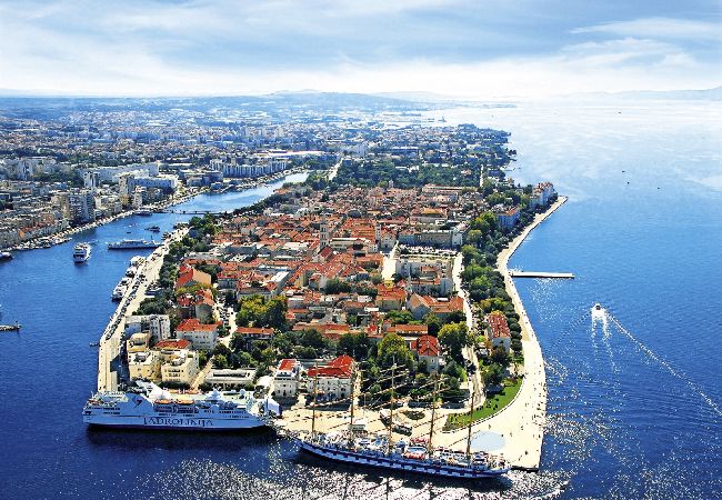 Apartamento en Sukošan - Apartamento en Sukošan con Seaview, Balcón, Acondicionador, WIFI (654-2) Apartamento en Sukošan - Apartamento en Sukošan con Seaview, Balcón, Acondicionador, WIFI (654-2)