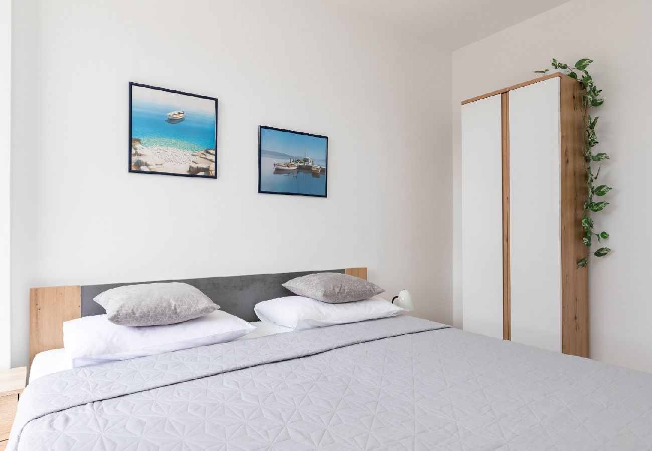 Apartamento en Supetar - Apartamento en Supetar con Seaview, Terraza, Acondicionador, WIFI (3553-1)