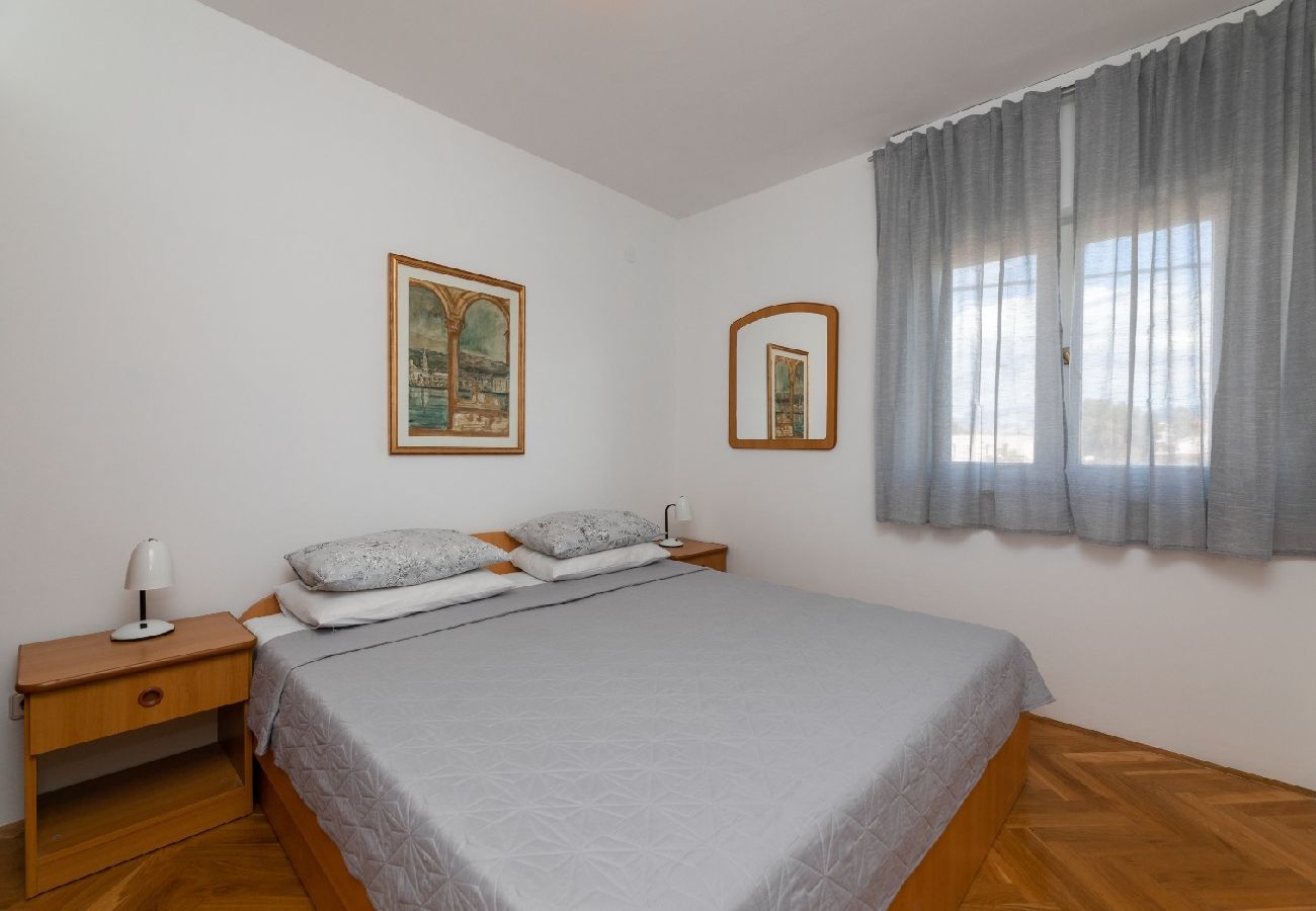 Apartamento en Supetar - Apartamento en Supetar con Terraza, Acondicionador, WIFI (3553-2)