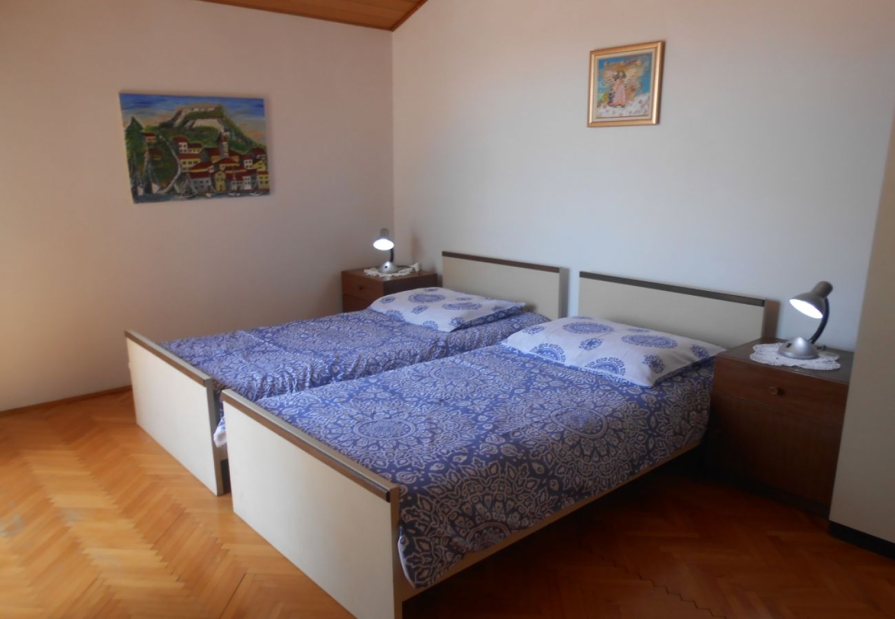 Apartamento en Vodice - Apartamento en Vodice con Seaview, Terraza, Acondicionador, WIFI (3420-3)