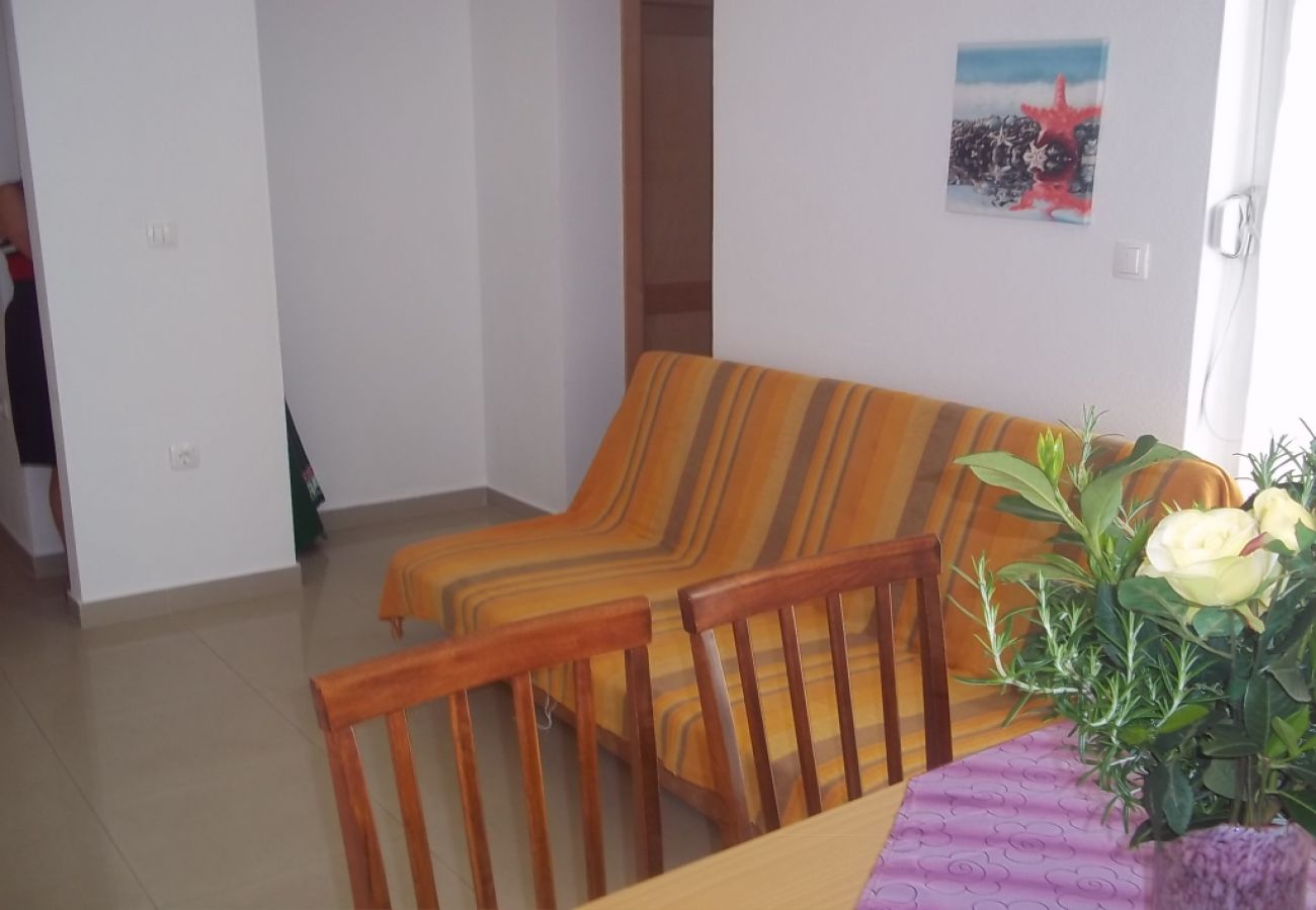 Apartamento en Vodice - Apartamento en Vodice con Terraza, Acondicionador, WIFI (3599-5)