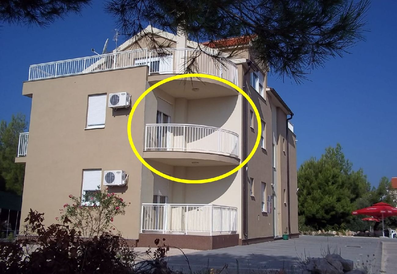 Apartamento en Vodice - Apartamento en Vodice con Terraza, Acondicionador, WIFI (3599-6)