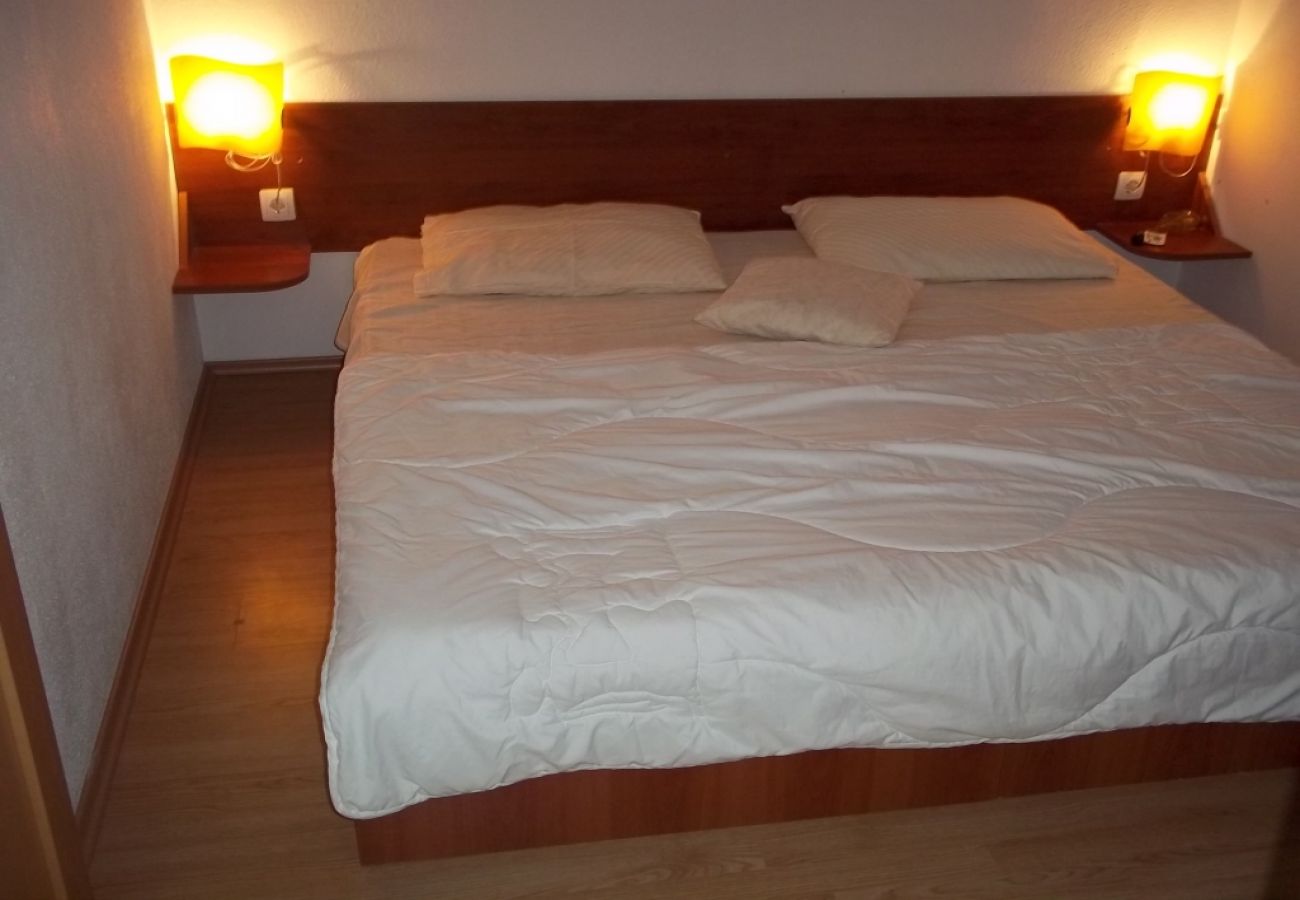 Apartamento en Vodice - Apartamento en Vodice con Terraza, Acondicionador, WIFI (3599-6)