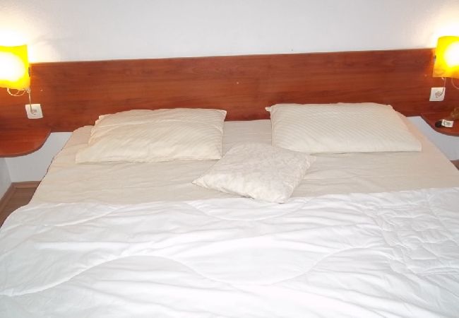 Apartamento en Vodice - Apartamento en Vodice con Terraza, Acondicionador, WIFI (3599-8) Apartamento en Vodice - Apartamento en Vodice con Terraza, Acondicionador, WIFI (3599-8)