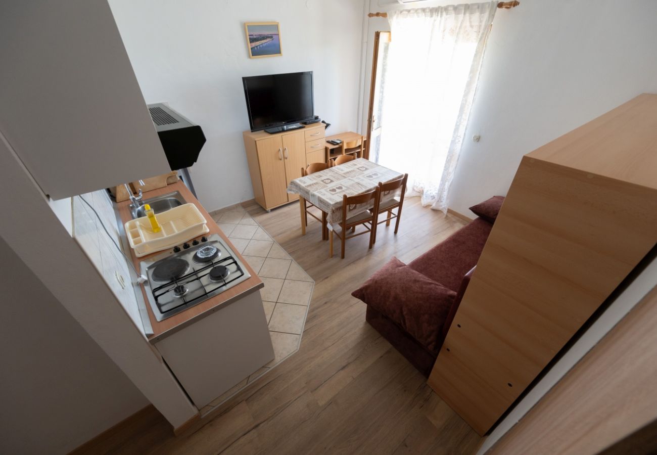 Apartamento en Privlaka - Apartamento en Privlaka con Seaview, Balcón, Acondicionador, WIFI (3598-4)