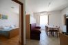 Apartamento en Privlaka - Apartamento en Privlaka con Seaview, Balcón, Acondicionador, WIFI (3598-5)