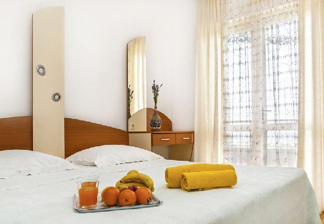 Apartamento en Drašnice - Apartamento en Drašnice con Seaview, Balcón, Acondicionador, WIFI (3586-1) Apartamento en Drašnice - Apartamento en Drašnice con Seaview, Balcón, Acondicionador, WIFI (3586-1)