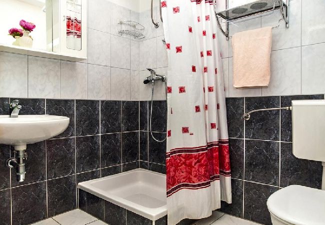Apartamento en Drašnice - Apartamento en Drašnice con Seaview, Balcón, Acondicionador, WIFI (3586-1) Apartamento en Drašnice - Apartamento en Drašnice con Seaview, Balcón, Acondicionador, WIFI (3586-1)