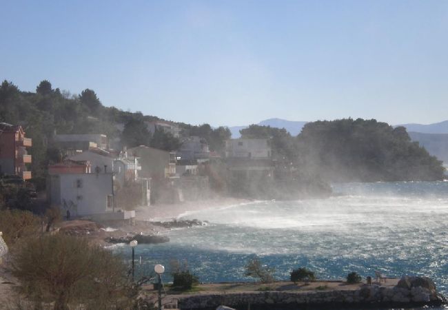 Apartamento en Drašnice - Apartamento en Drašnice con Seaview, Balcón, Acondicionador, WIFI (3586-1) Apartamento en Drašnice - Apartamento en Drašnice con Seaview, Balcón, Acondicionador, WIFI (3586-1)