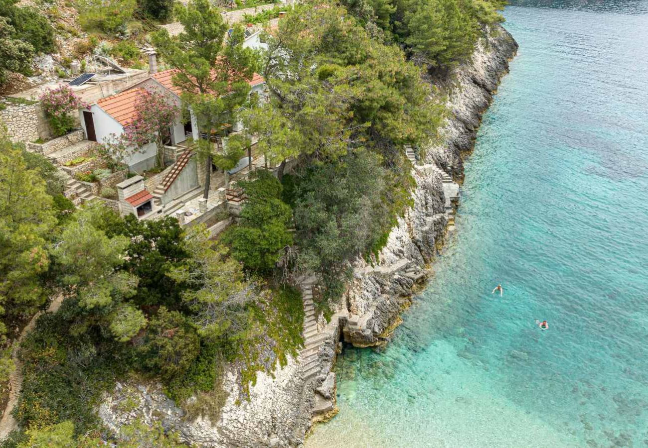 Casa en Žrnovo - Casa Robinson en Žrnovo con Seaview, Terraza (3637-2)